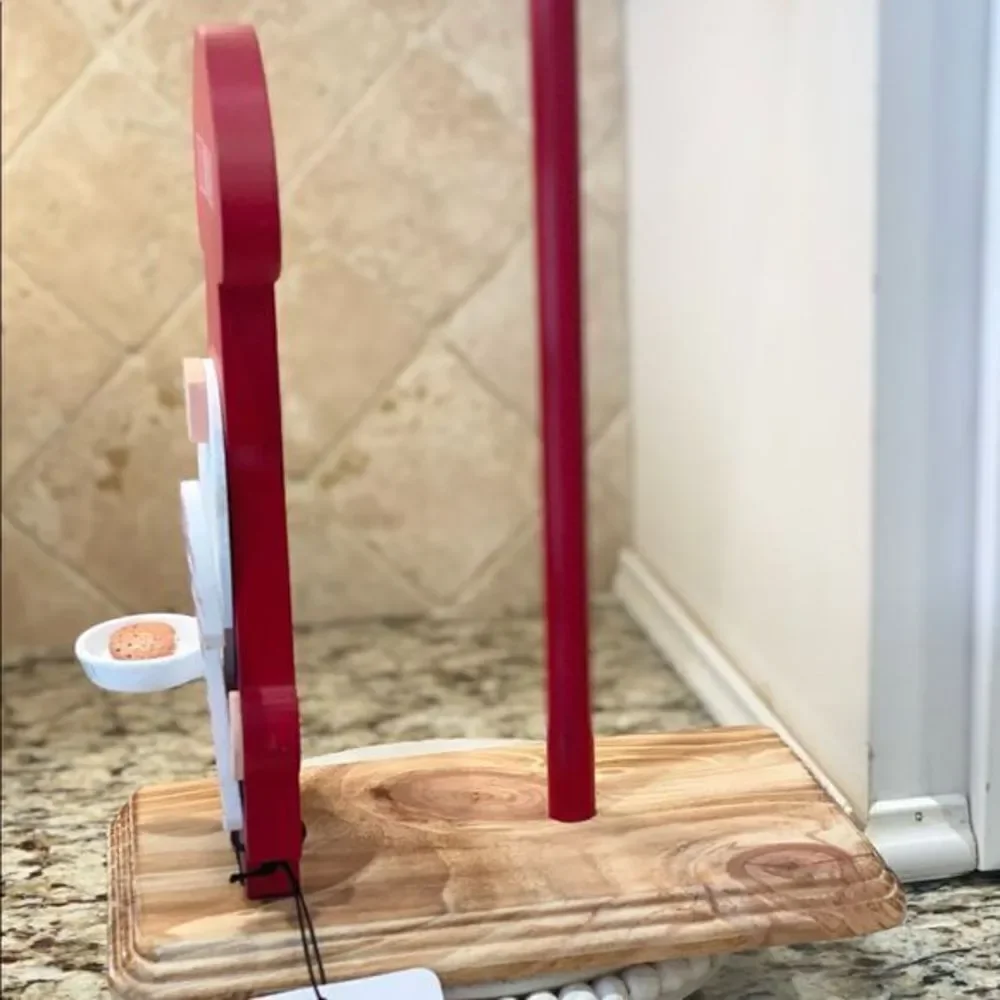 NEW Rae Dunn ‘FELIZ NAVIDAD’ Wooden Gnome Paper Towel Holder